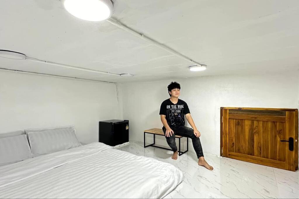 Megun Capsule 150 Cm Apartment Bangkok Luaran gambar